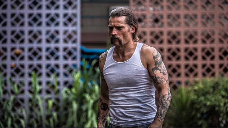 Sinopsis dan Pemeran Film Shot Caller yang Seru serta Menegangkan 2 sinopsis shot caller